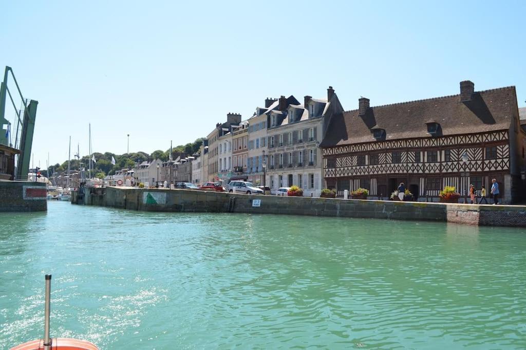 Tres Bel Appartement Au Pied Du Port L'Albatre サン・バレリ・アン・コー エクステリア 写真